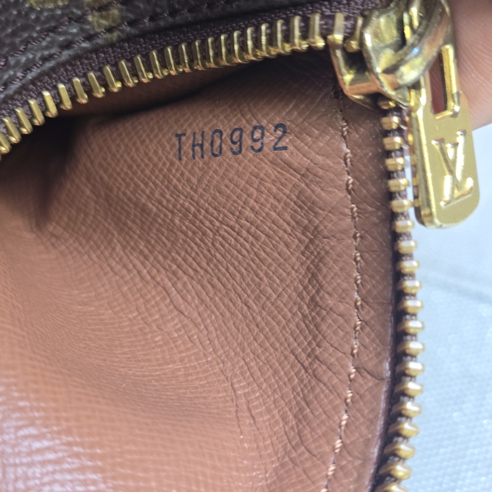 Louis Vuitton Monogram Papillon 30 - Picture 14 of 14